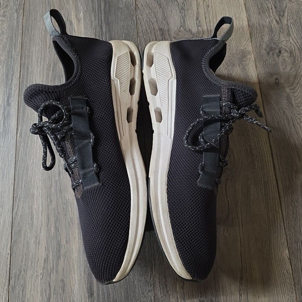 On Running Cloudeasy Sneakers Men's 11.5 Black White Running Shoes - Picture 7 of 8